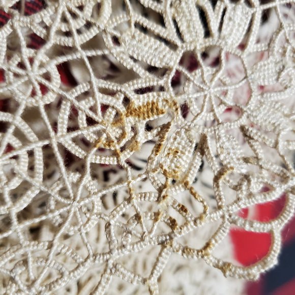 4 ITALIAN NEEDLE LACE RETICELLA PLACEMATS ACORN - Picture 10 of 13